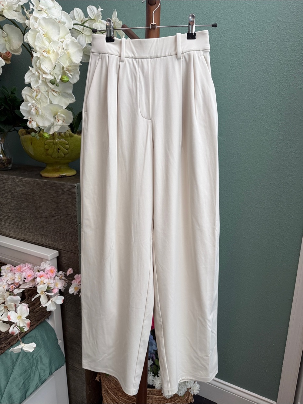 LULULEMON Daydrift High-Rise Wide Leg trouser Regular Length